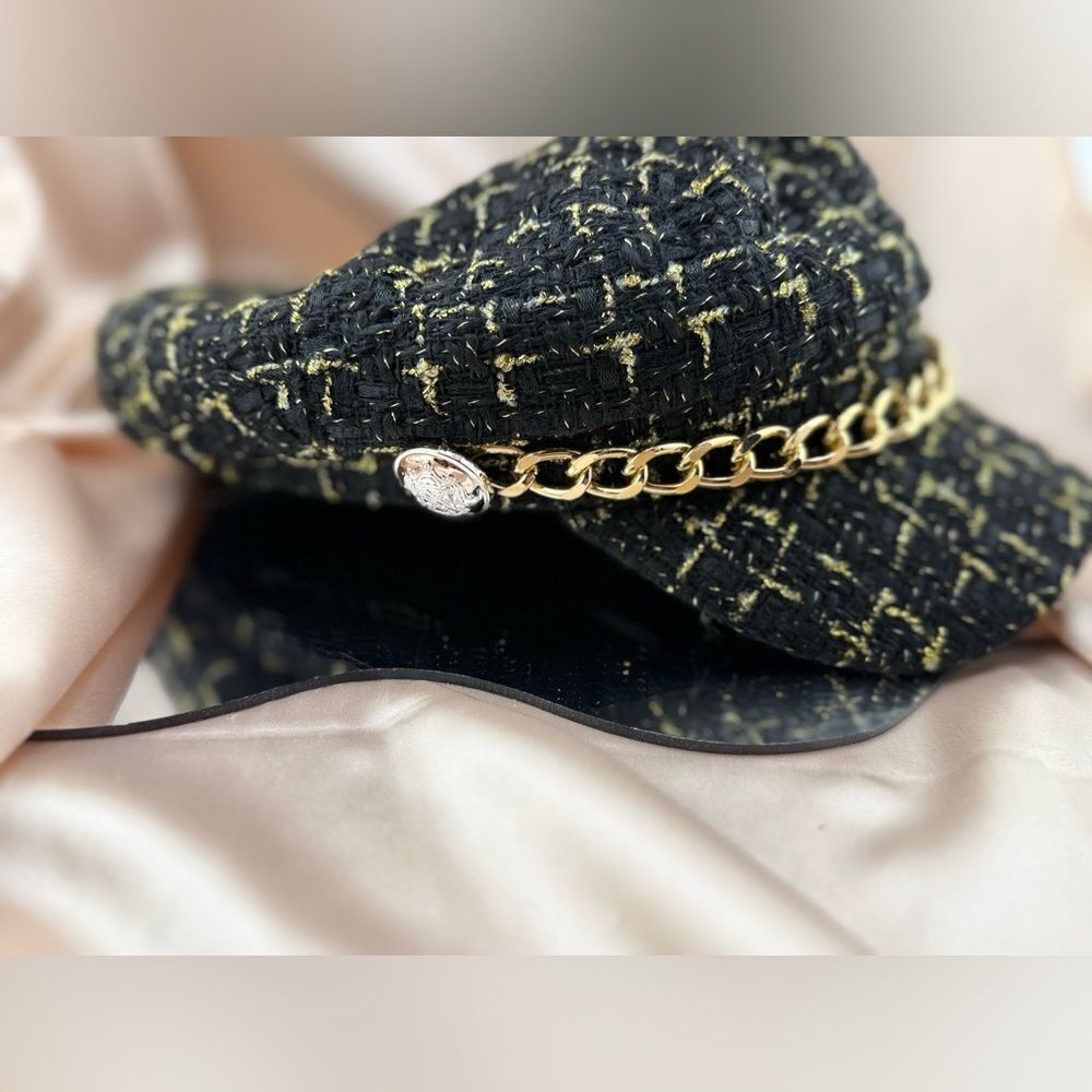 Women’s Tweed Chain Newsboy Cap – Chic & Elegant - Picture 9 of 9